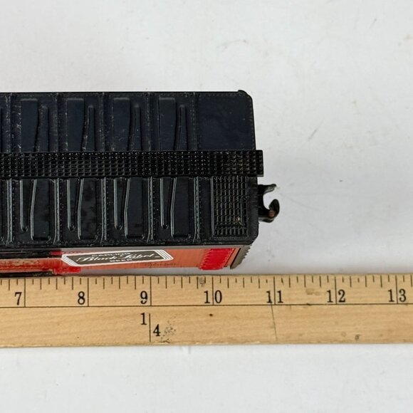 Lionel Carling Black Label Beer Boxcar 9871 Bright Red & Black Detailed Model - Picture 7 of 8